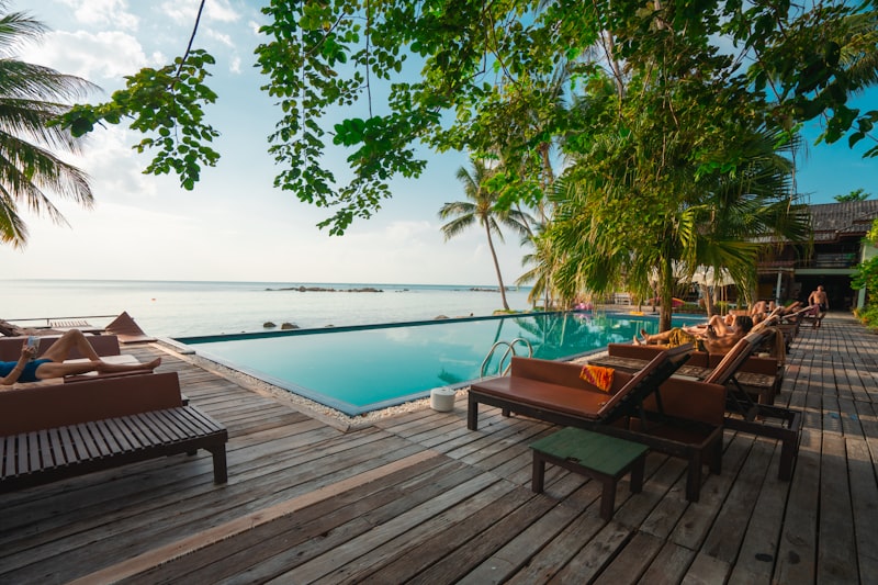 Waterfront Dining